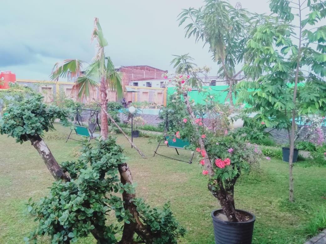Fortune Front One Hotel Kendari Kültér fotó